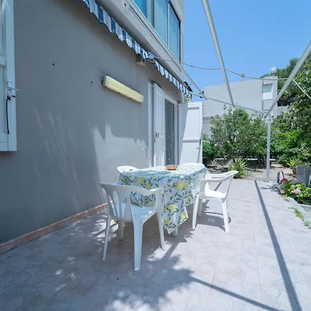 La Casa Della Riviera Apartmán *